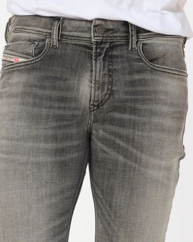 bijstand verlangen Raak verstrikt Diesel Jeans voor heren | Shop nu - OFM.